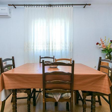 Apartments With A Parking Space Gradac, Makarska - 14708 Экстерьер фото