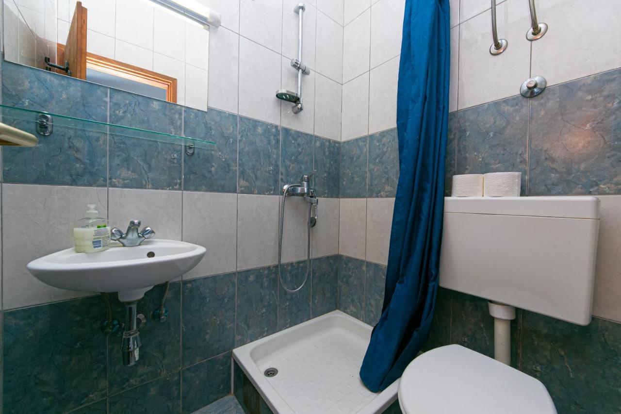 Apartments With A Parking Space Gradac, Makarska - 14708 Экстерьер фото