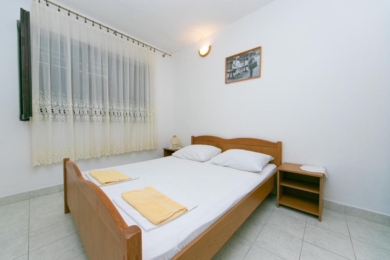 Apartments With A Parking Space Gradac, Makarska - 14708 Экстерьер фото