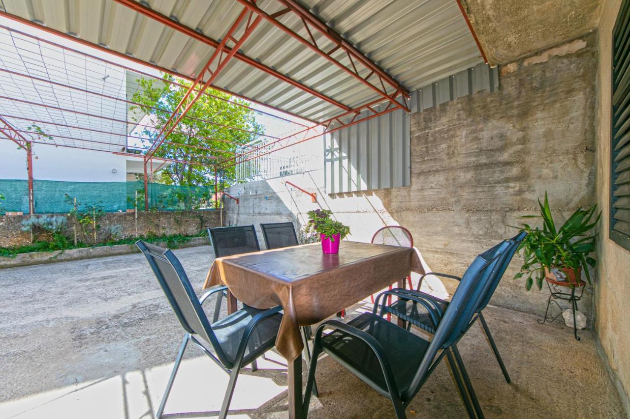 Apartments With A Parking Space Gradac, Makarska - 14708 Экстерьер фото
